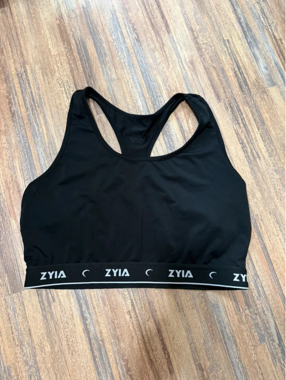 Zyia active lightweight sports bra size large